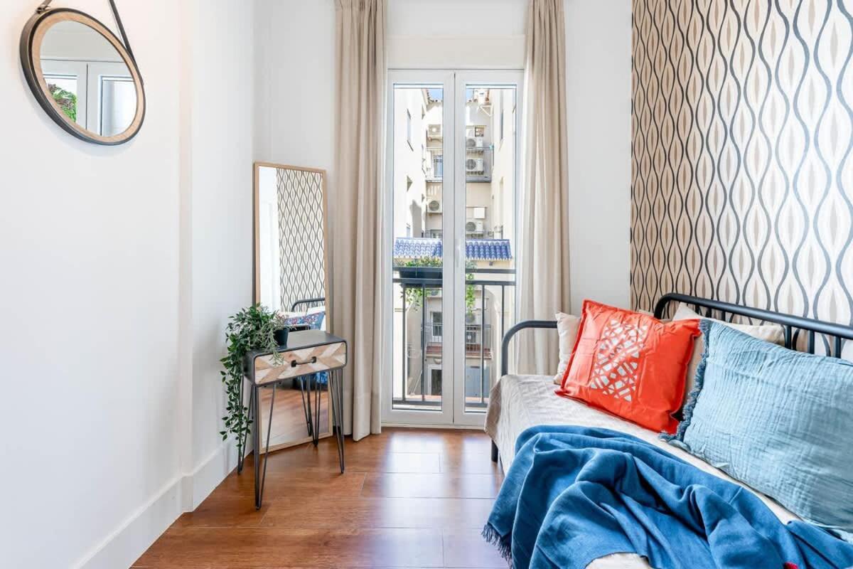 Vivendos - Ma14 - Madre De Dios Appartement Málaga Buitenkant foto