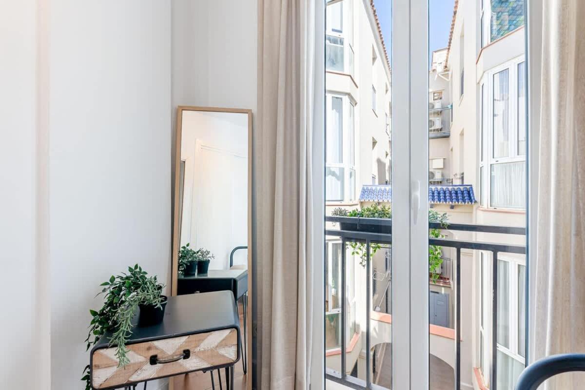 Vivendos - Ma14 - Madre De Dios Appartement Málaga Buitenkant foto